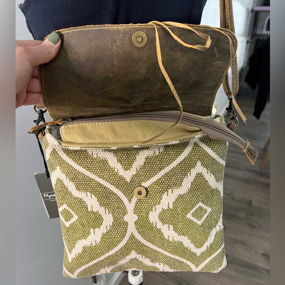 Myra Crossbody Purse / Leather and canvas / Concealed Carry / S-2585 - Picture 4 of 7